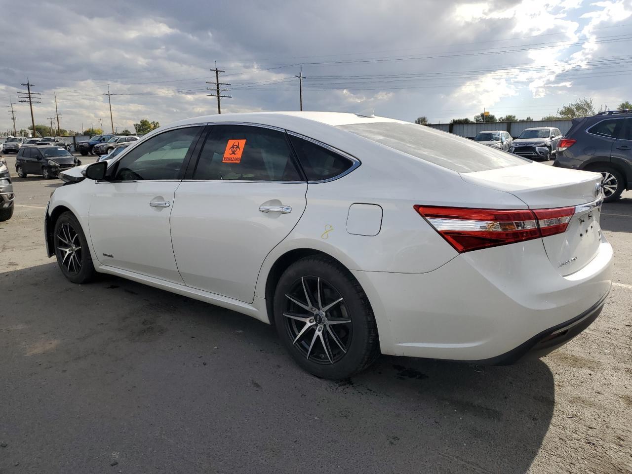 2015 TOYOTA Avalon