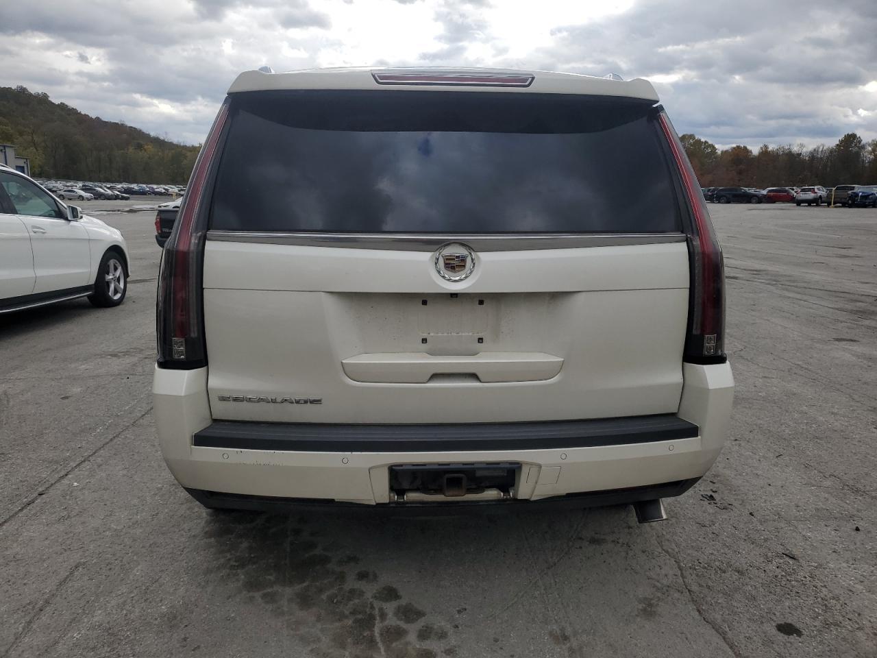 2015 CADILLAC ESCALADE