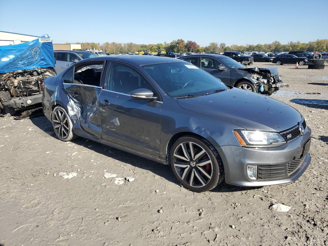 2013 VOLKSWAGEN JETTA