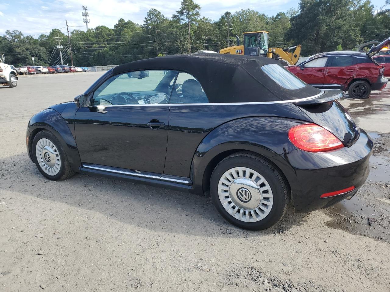 2016 VOLKSWAGEN Beetle