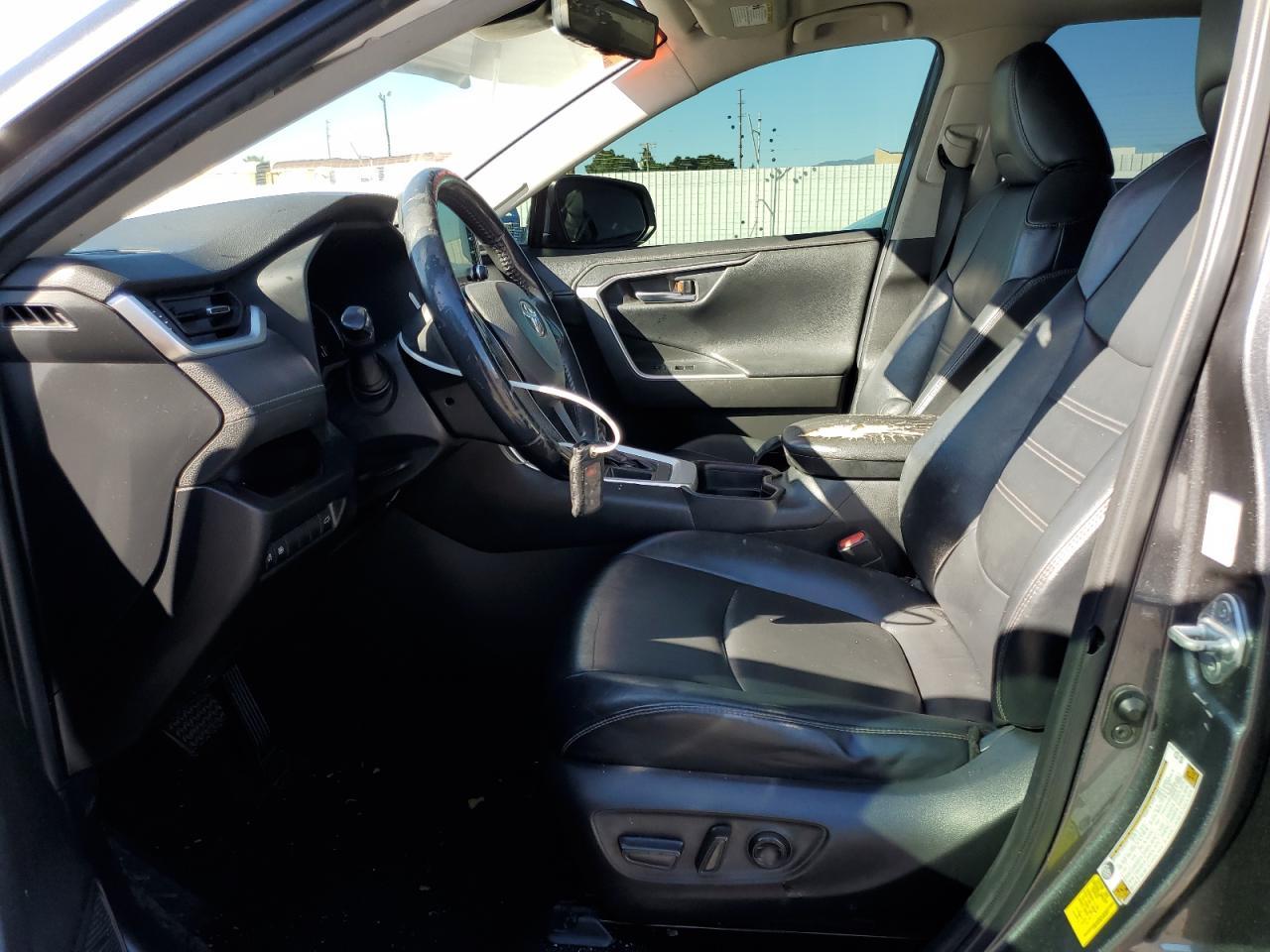2020 TOYOTA RAV4