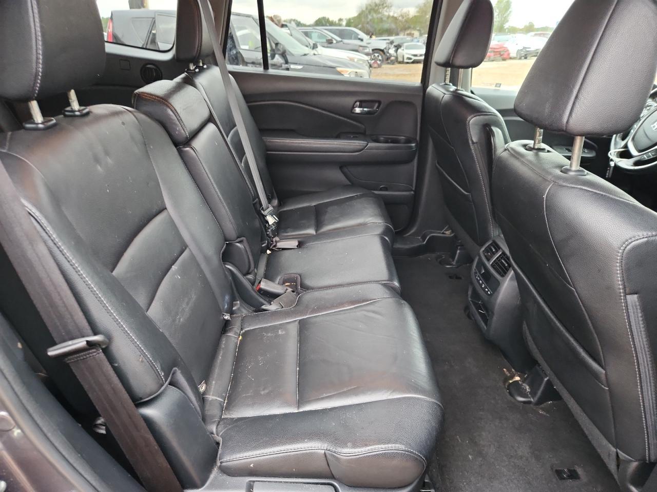 2017 HONDA PILOT