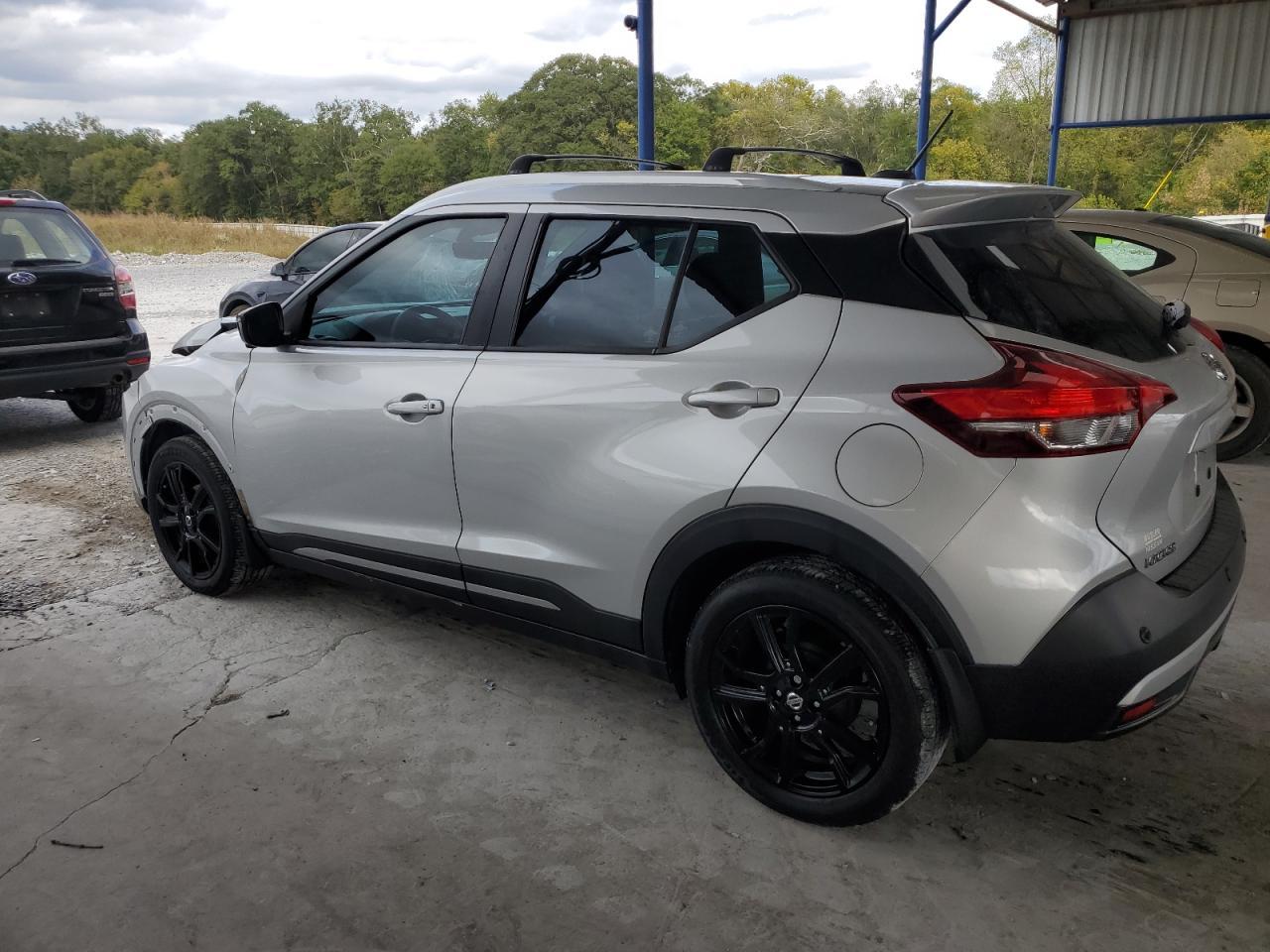 2020 NISSAN KICKS