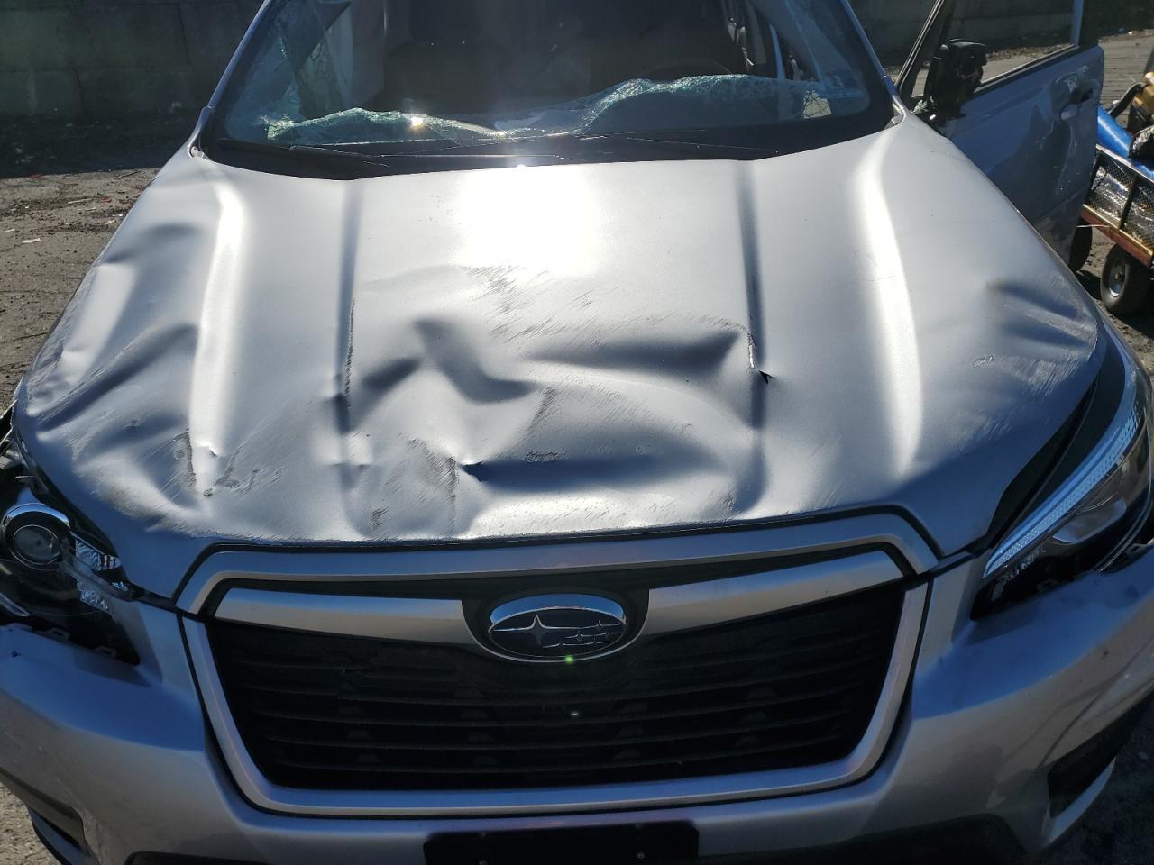 2019 SUBARU FORESTER