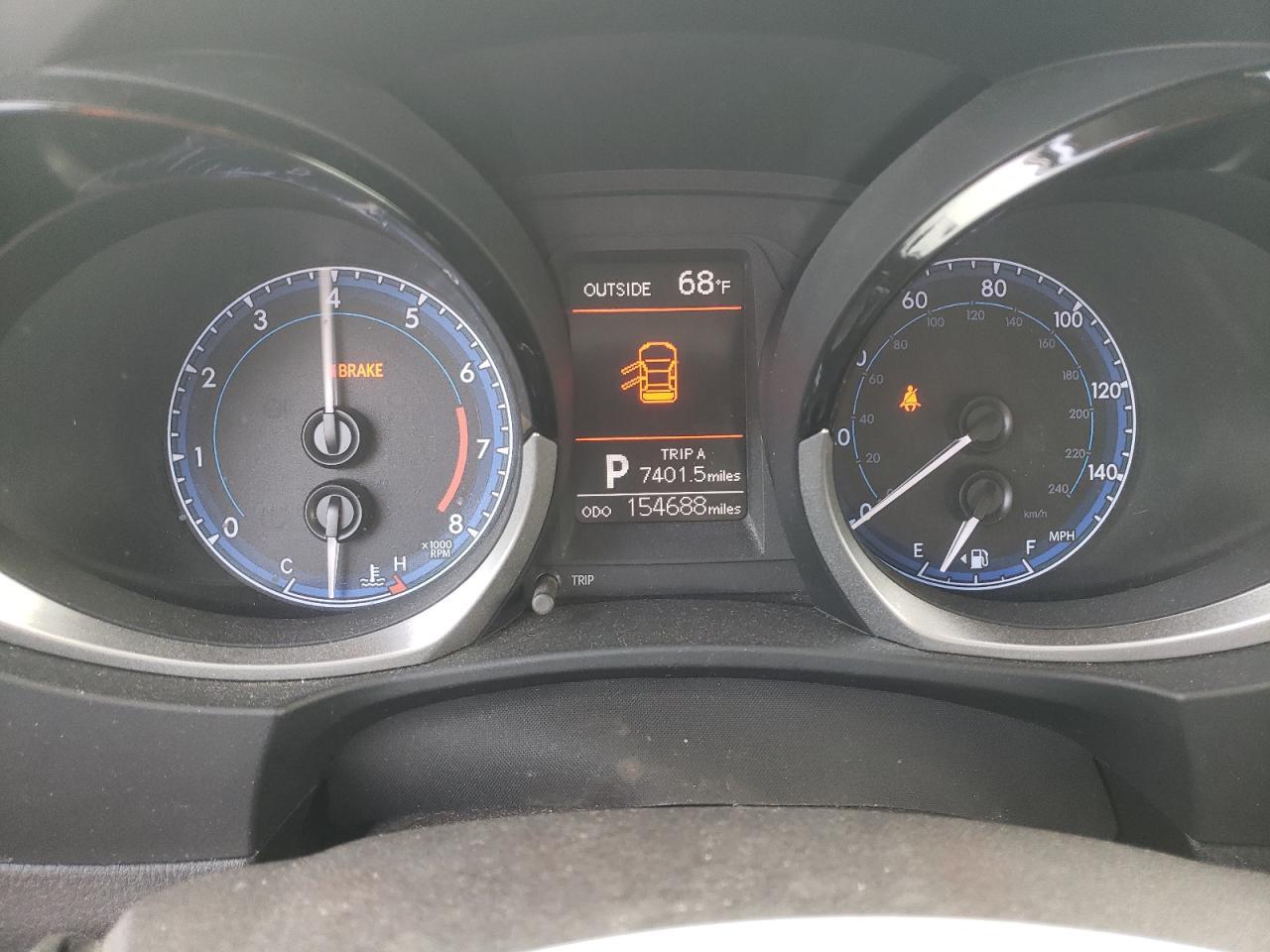 2016 TOYOTA COROLLA