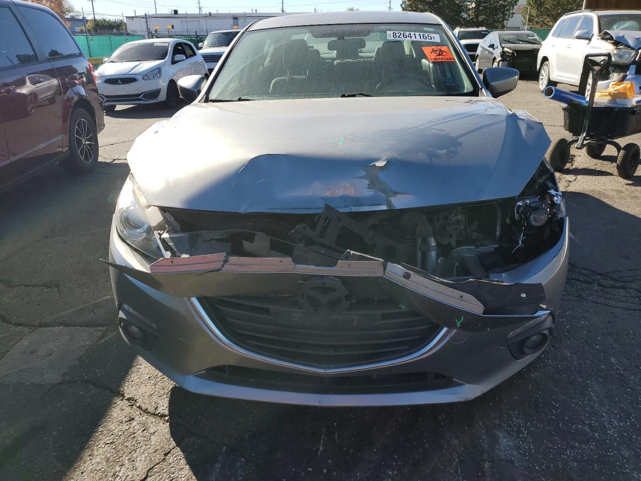 2015 MAZDA 3