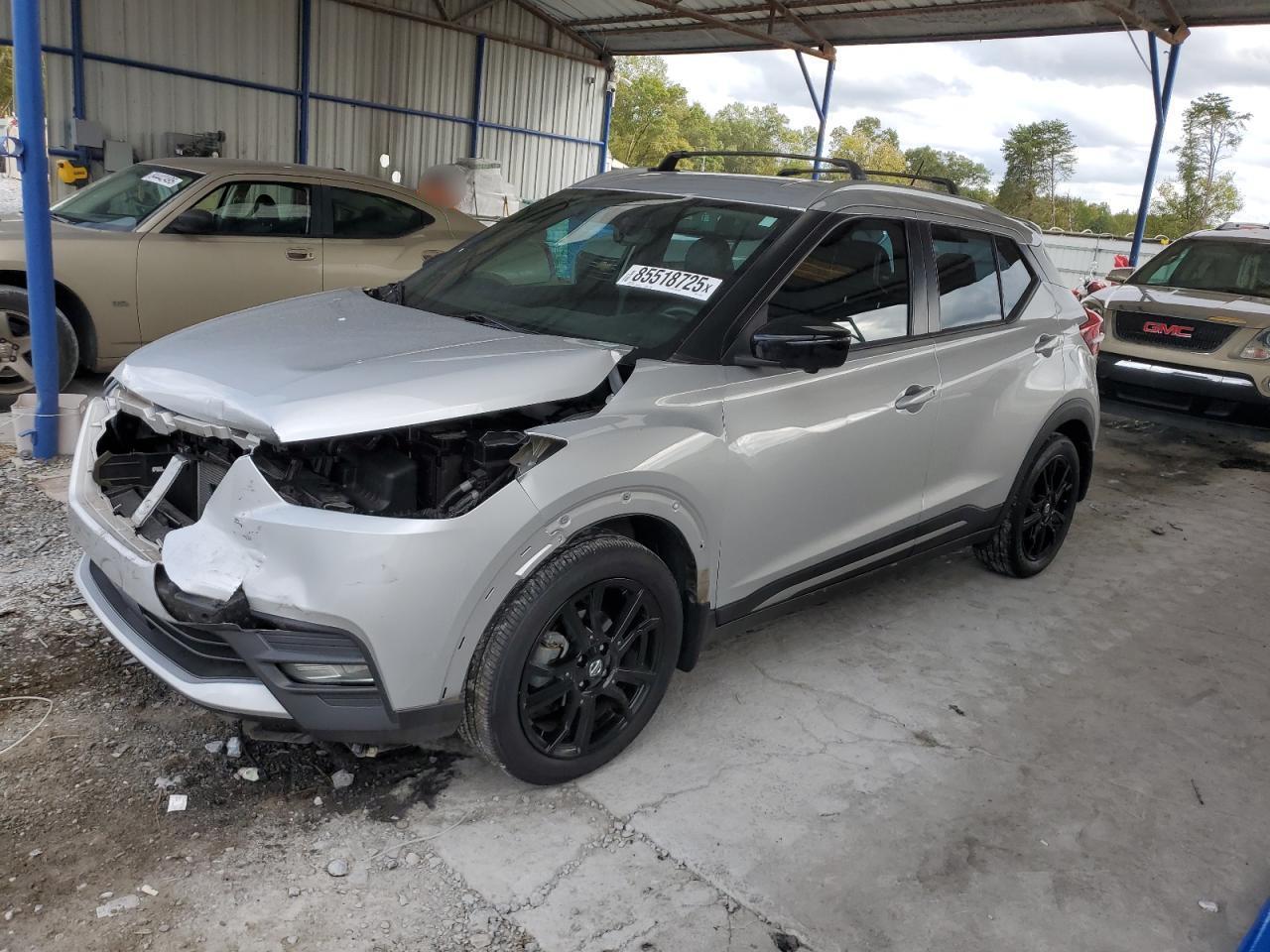2020 NISSAN KICKS