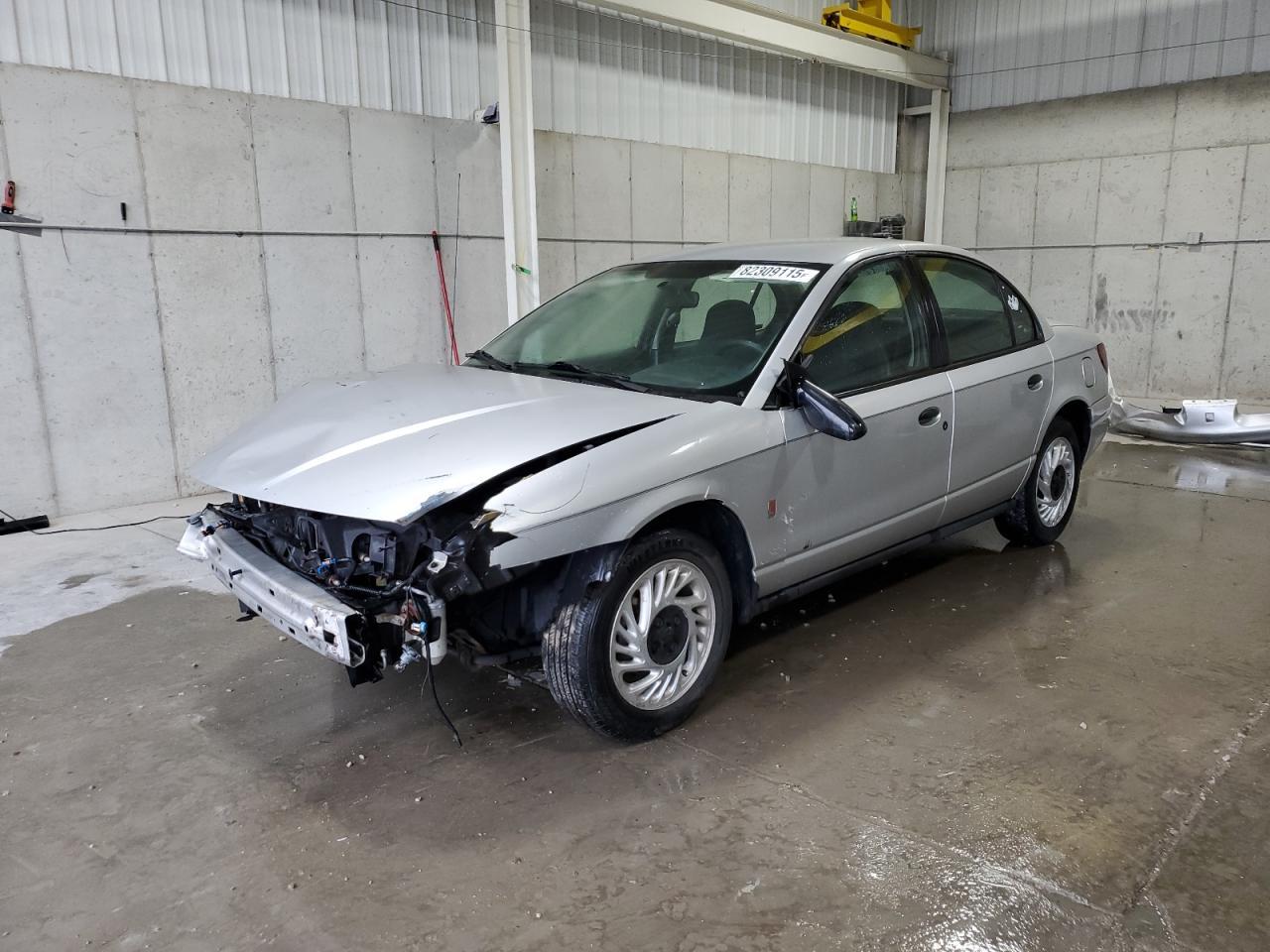 2002 SATURN Sl1