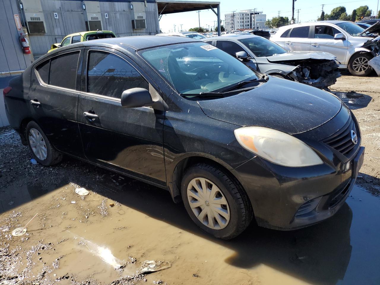 2013 NISSAN VERSA