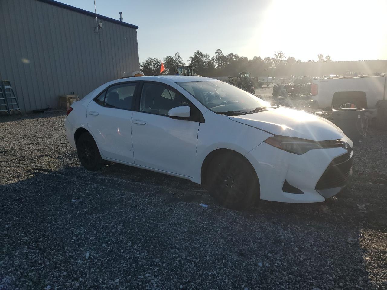 2018 TOYOTA COROLLA