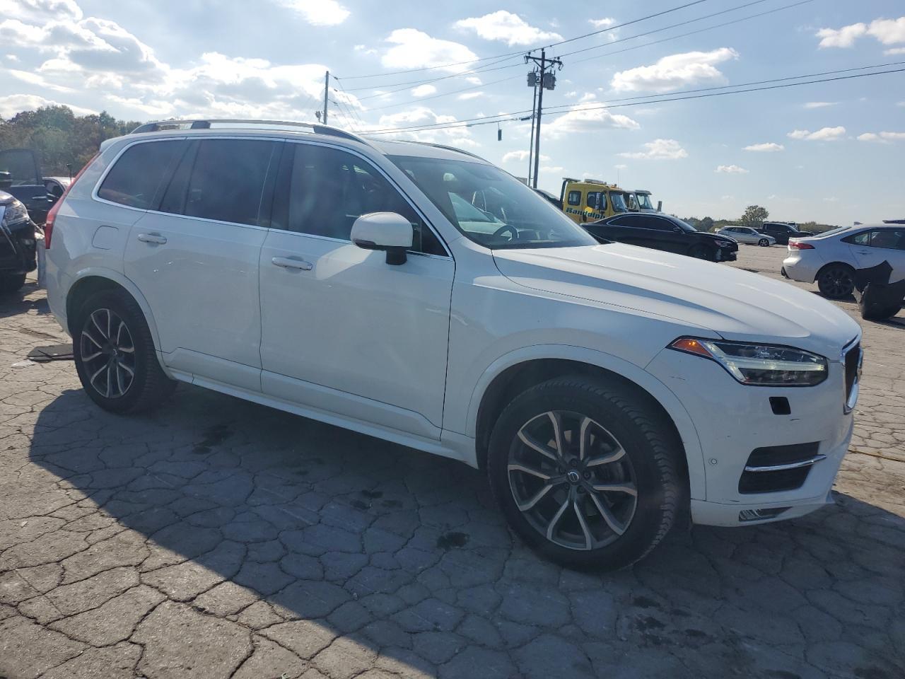 2019 VOLVO XC90