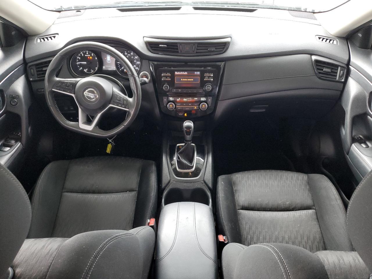 2017 NISSAN ROGUE