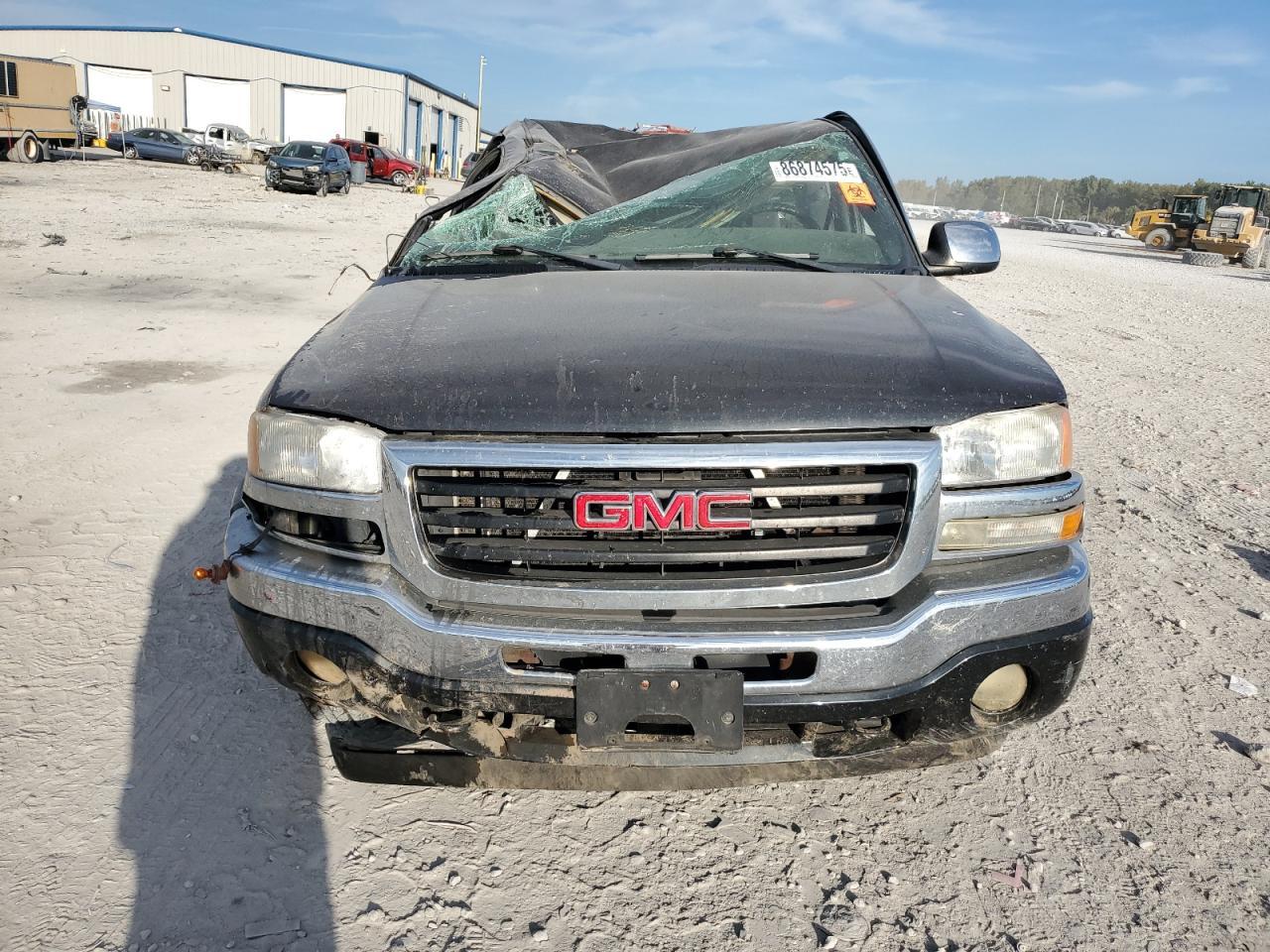 2005 GMC Sierra