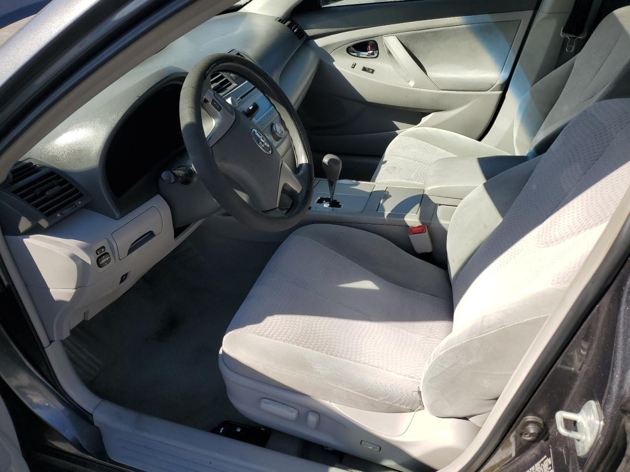 2010 TOYOTA CAMRY