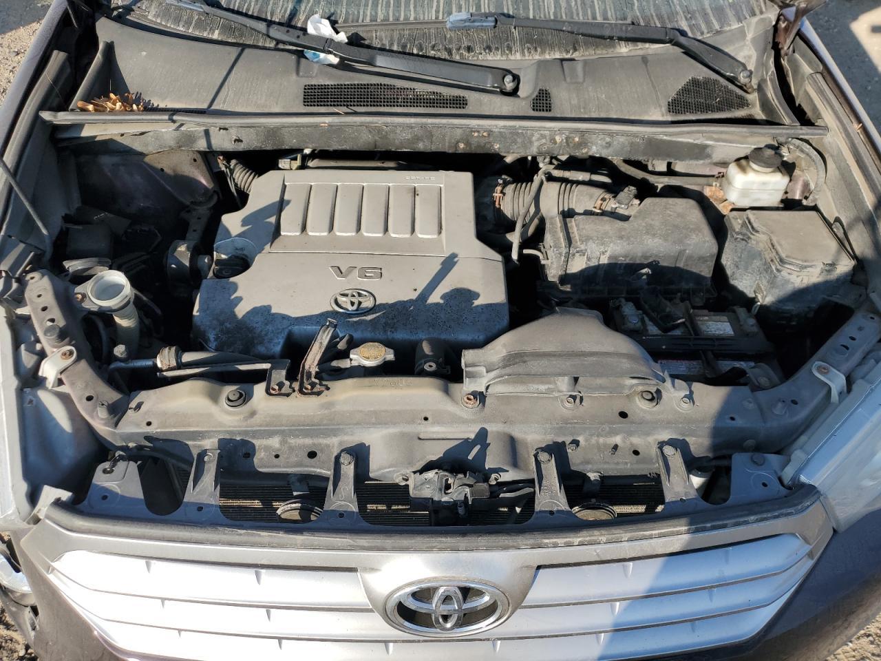 2013 TOYOTA HIGHLANDER