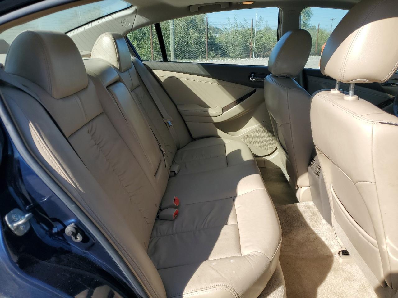 2011 NISSAN ALTIMA