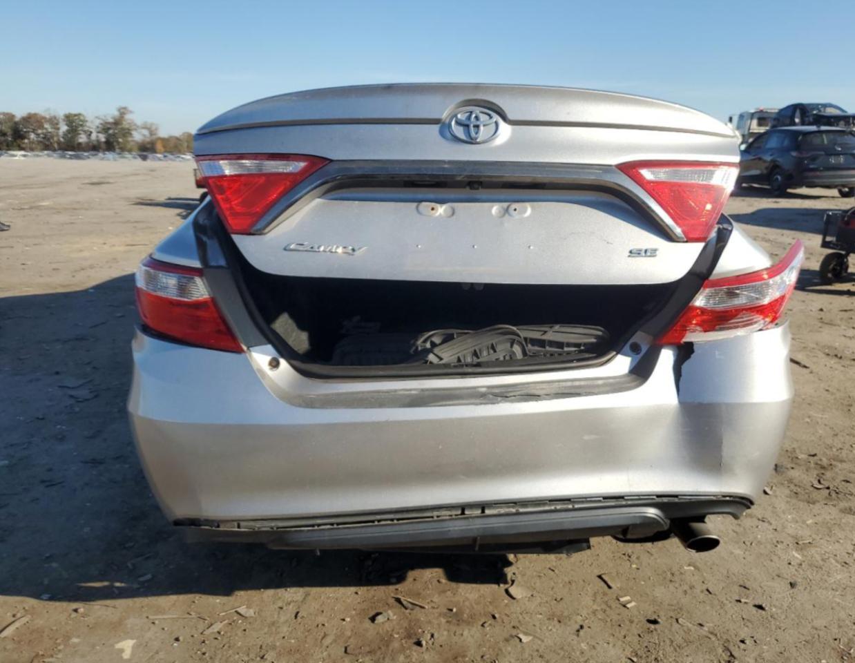 2017 TOYOTA CAMRY
