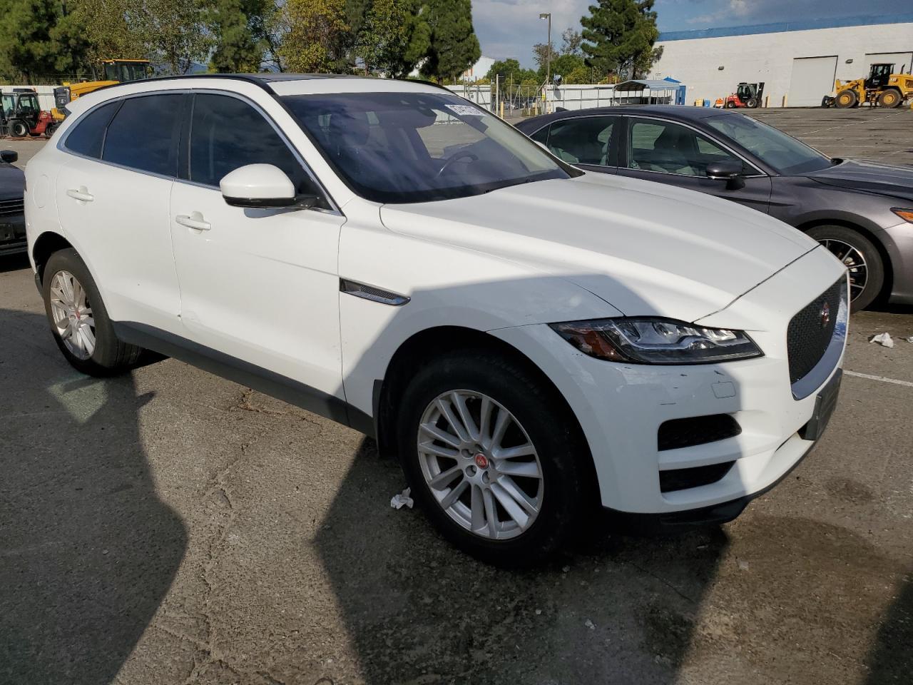 2017 JAGUAR F-Pace