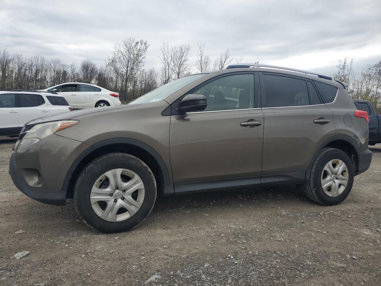 2015 TOYOTA RAV4