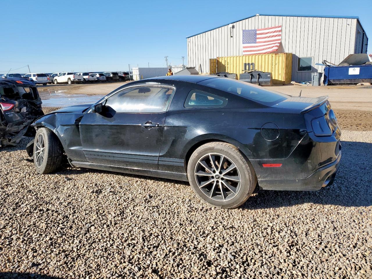 2011 FORD MUSTANG