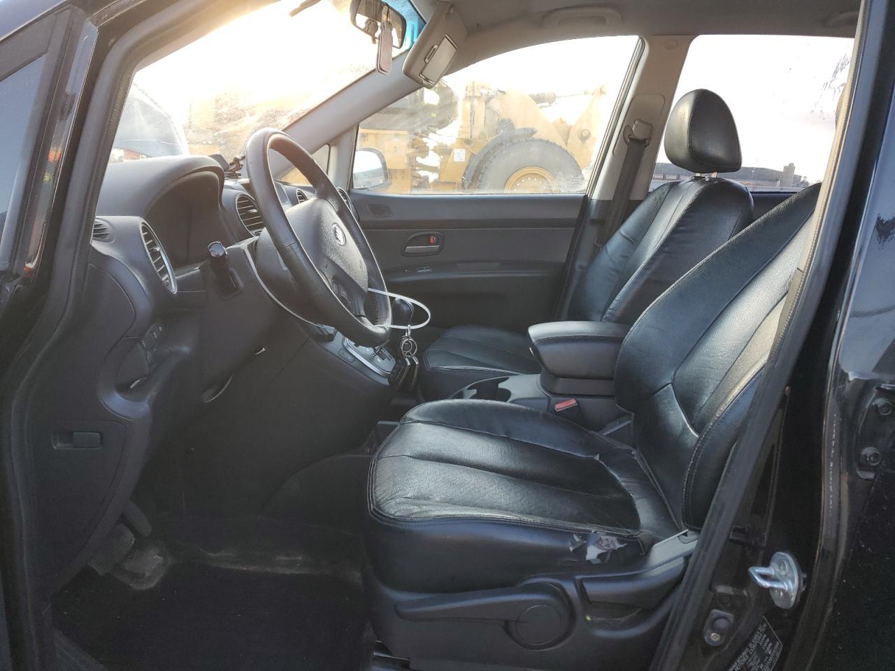 2008 KIA RONDO