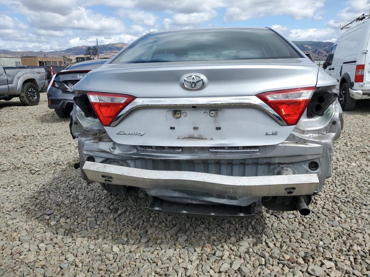 2015 TOYOTA CAMRY