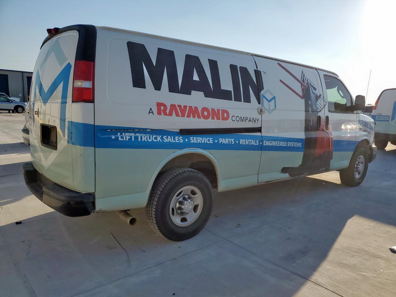 2016 CHEVROLET Express 3500