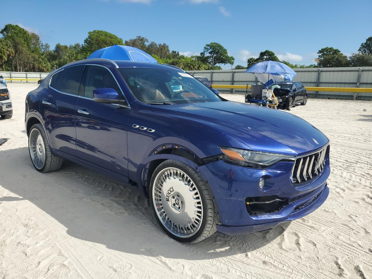 2017 MASERATI Levante