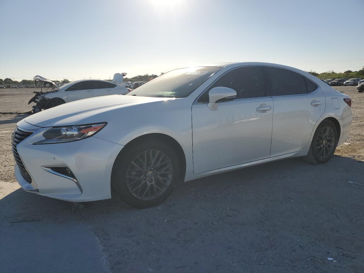 2018 LEXUS ES 350