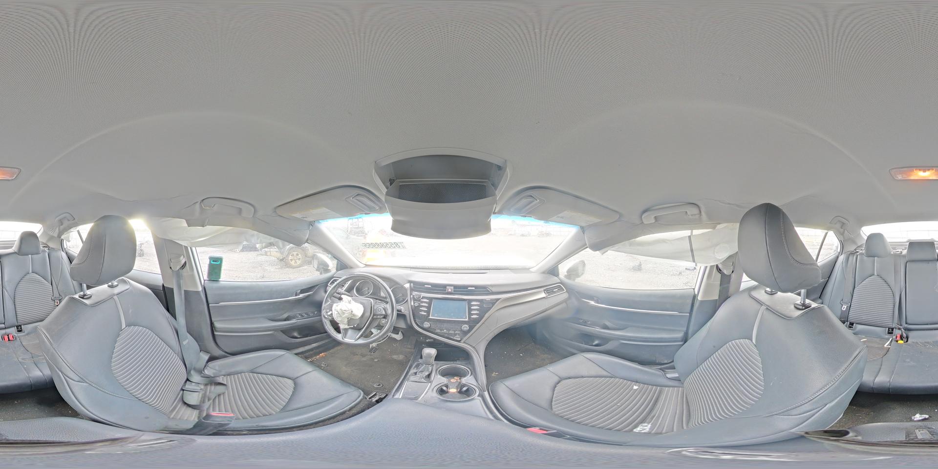 2019 TOYOTA CAMRY