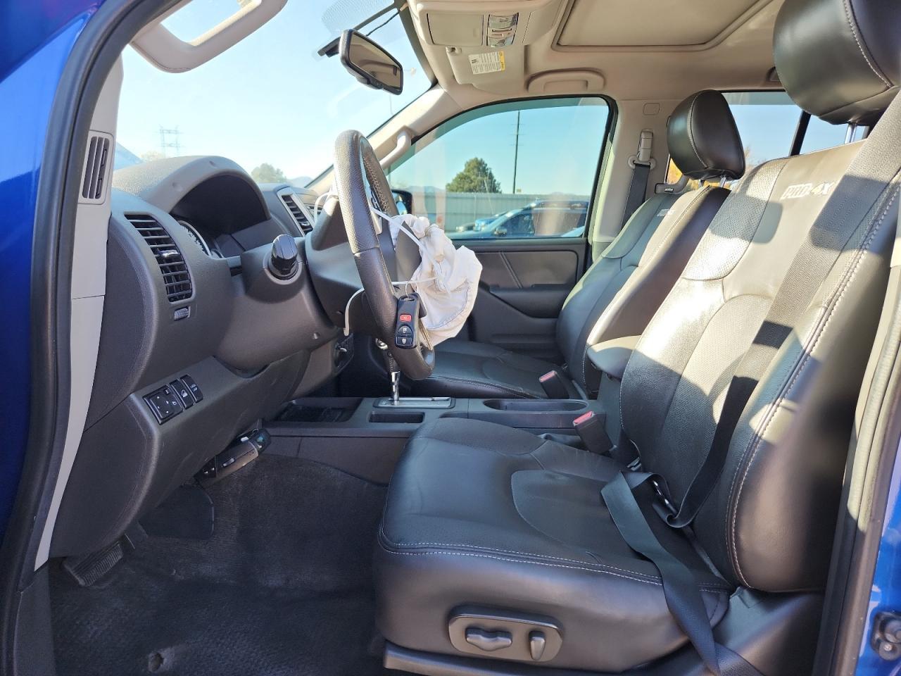 2015 NISSAN Frontier