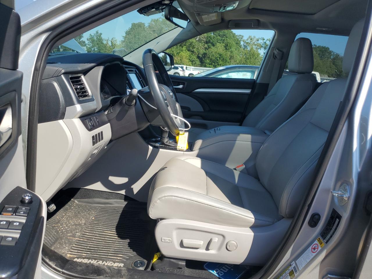 2019 TOYOTA HIGHLANDER