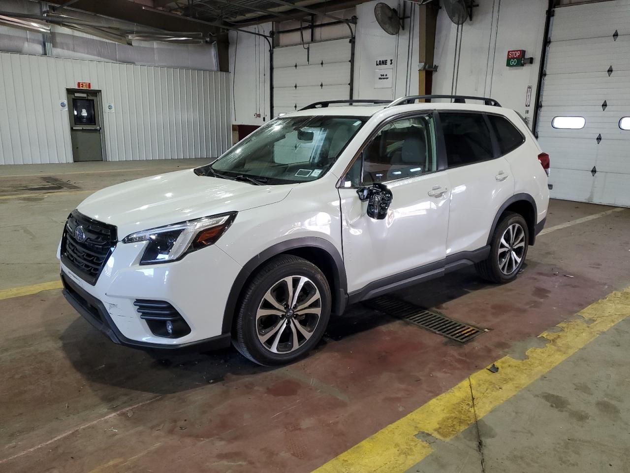 2024 SUBARU FORESTER