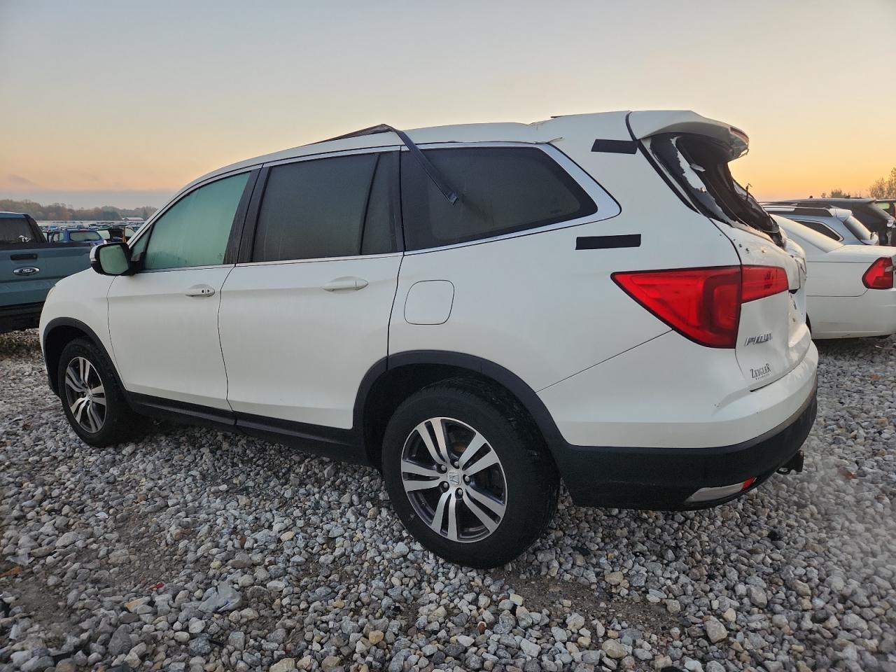 2016 HONDA PILOT