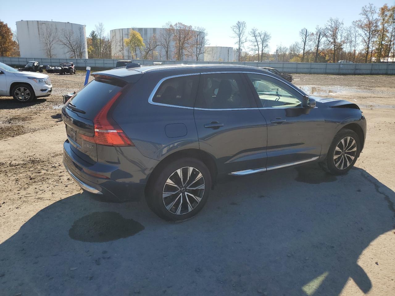 2023 VOLVO XC60
