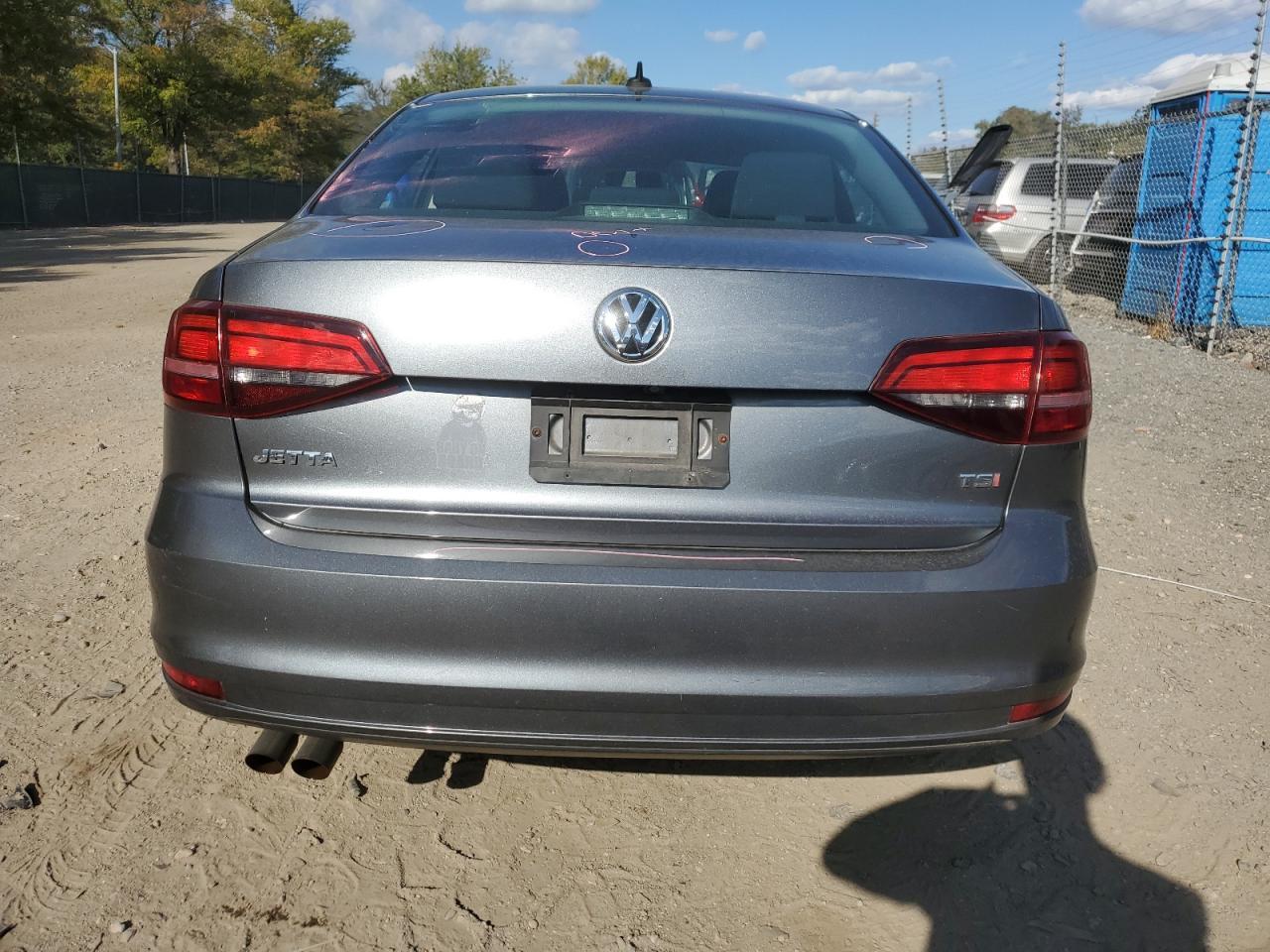 2016 VOLKSWAGEN JETTA