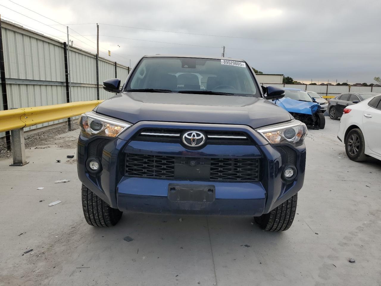 2022 TOYOTA 4Runner