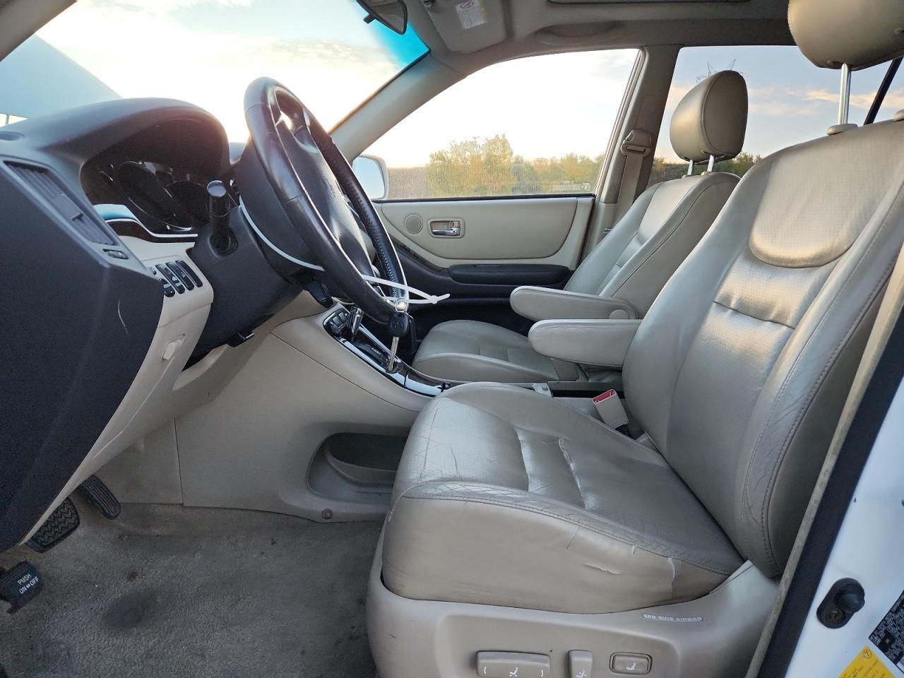 2003 TOYOTA HIGHLANDER