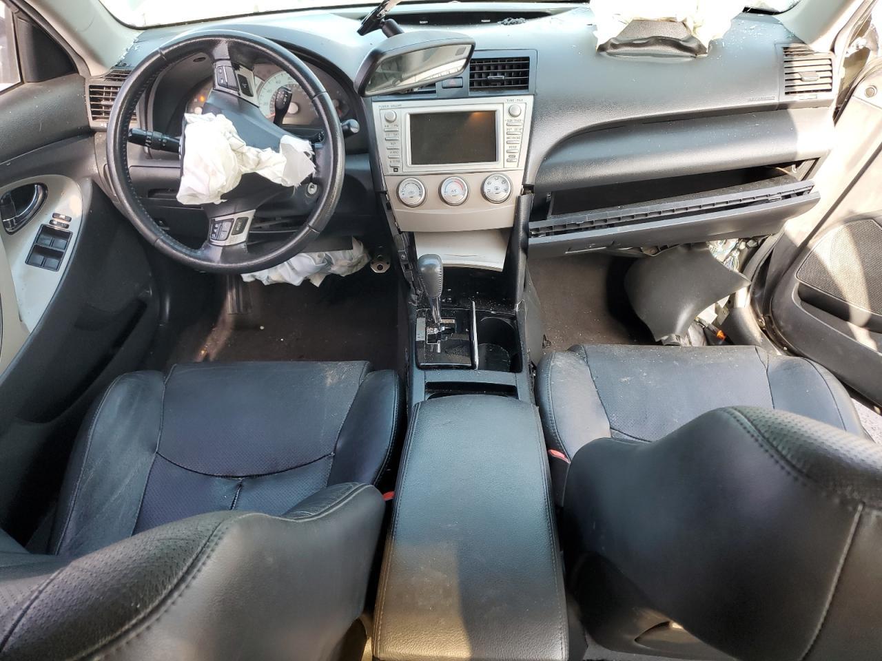 2011 TOYOTA CAMRY