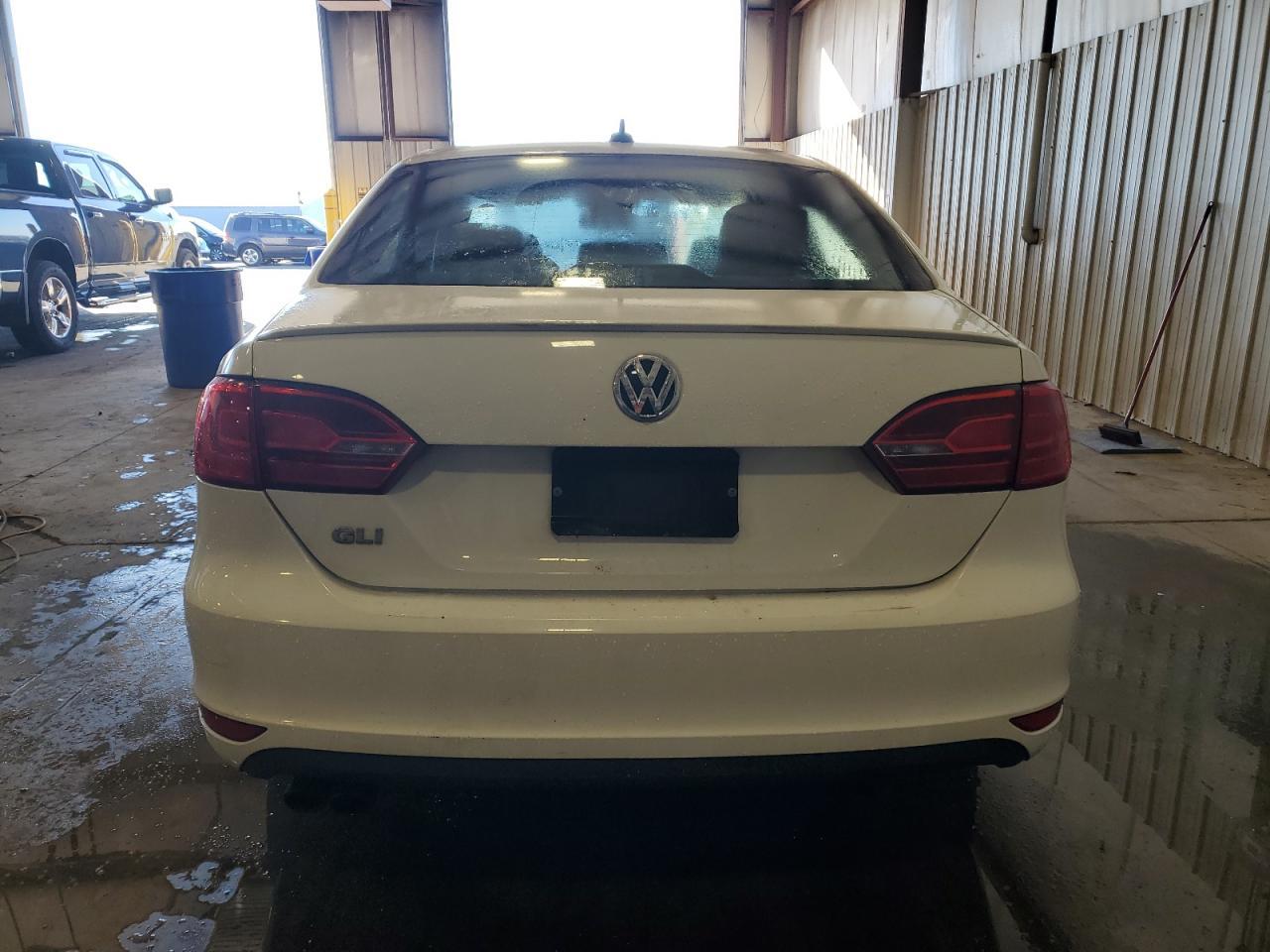 2012 VOLKSWAGEN JETTA
