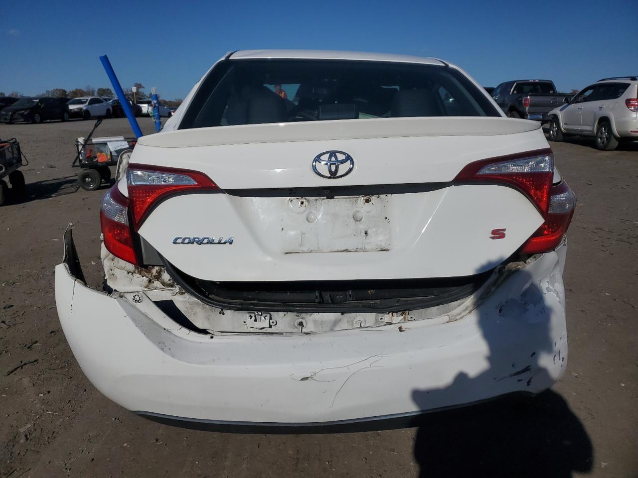 2015 TOYOTA COROLLA