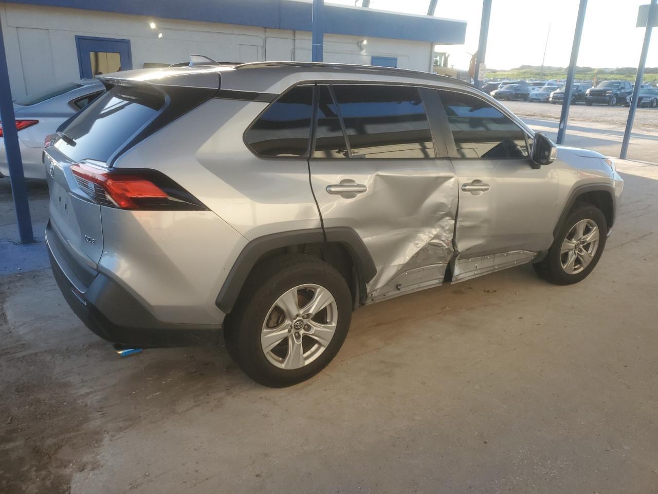 2020 TOYOTA RAV4