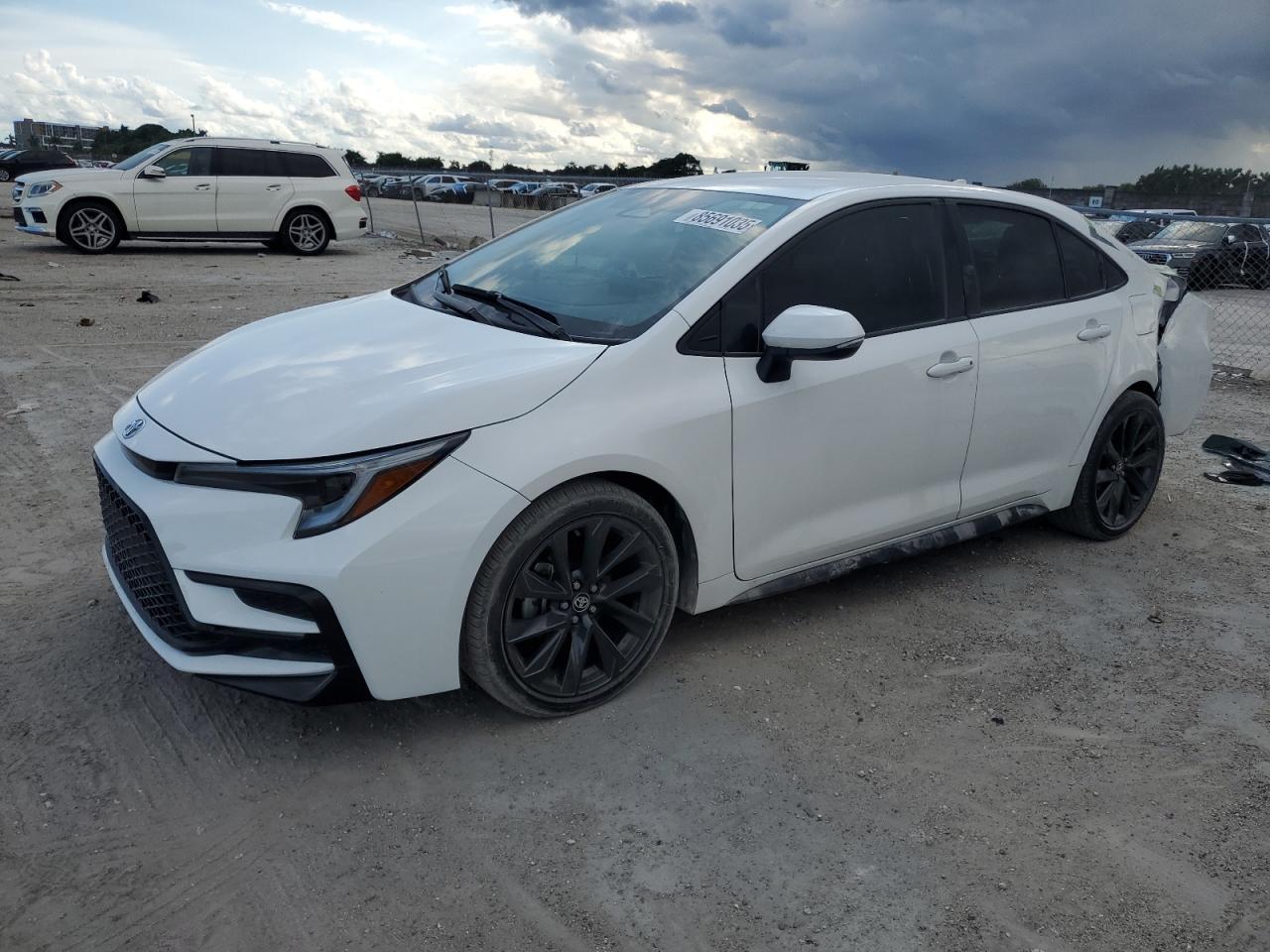2024 TOYOTA COROLLA