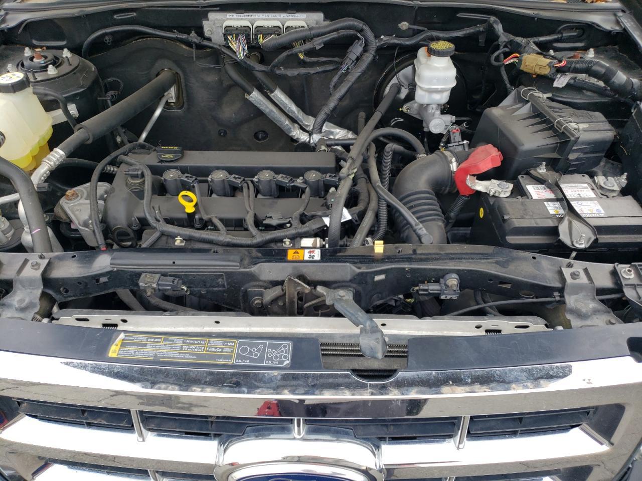2010 FORD ESCAPE