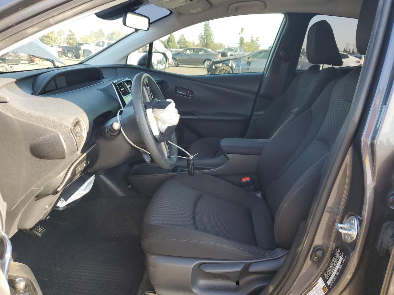 2022 TOYOTA PRIUS