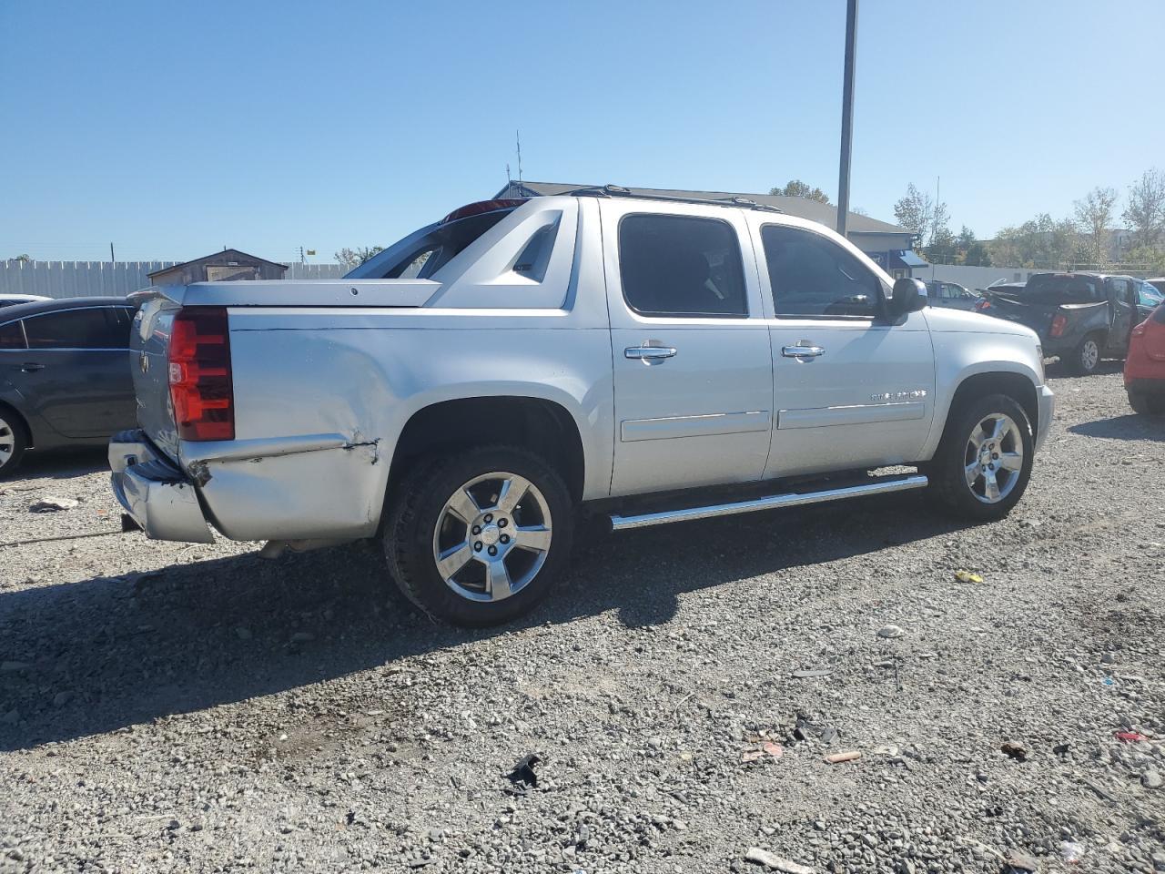 2013 CHEVROLET Avalanche