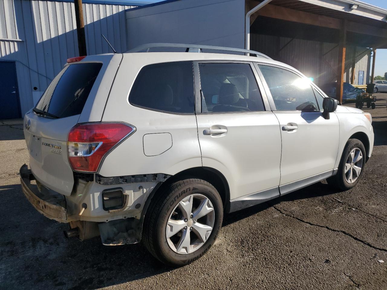 2015 SUBARU FORESTER