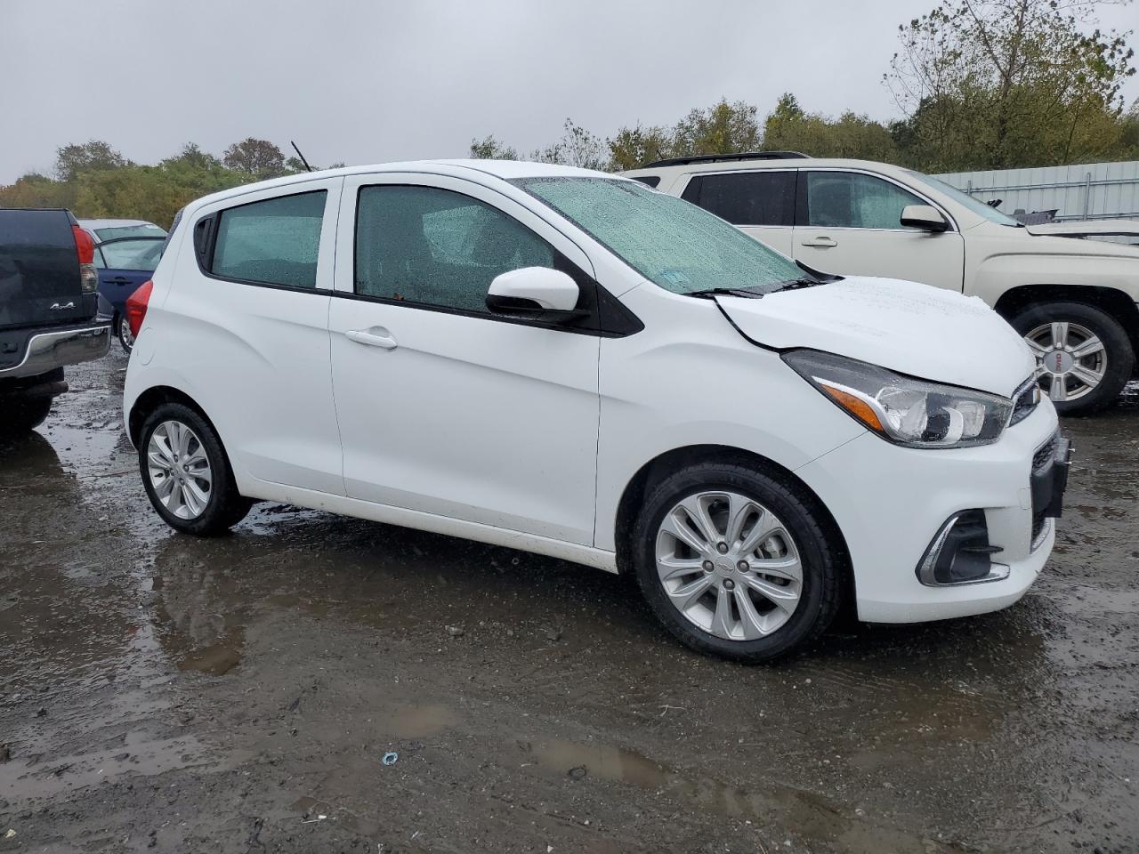 2017 CHEVROLET Spark