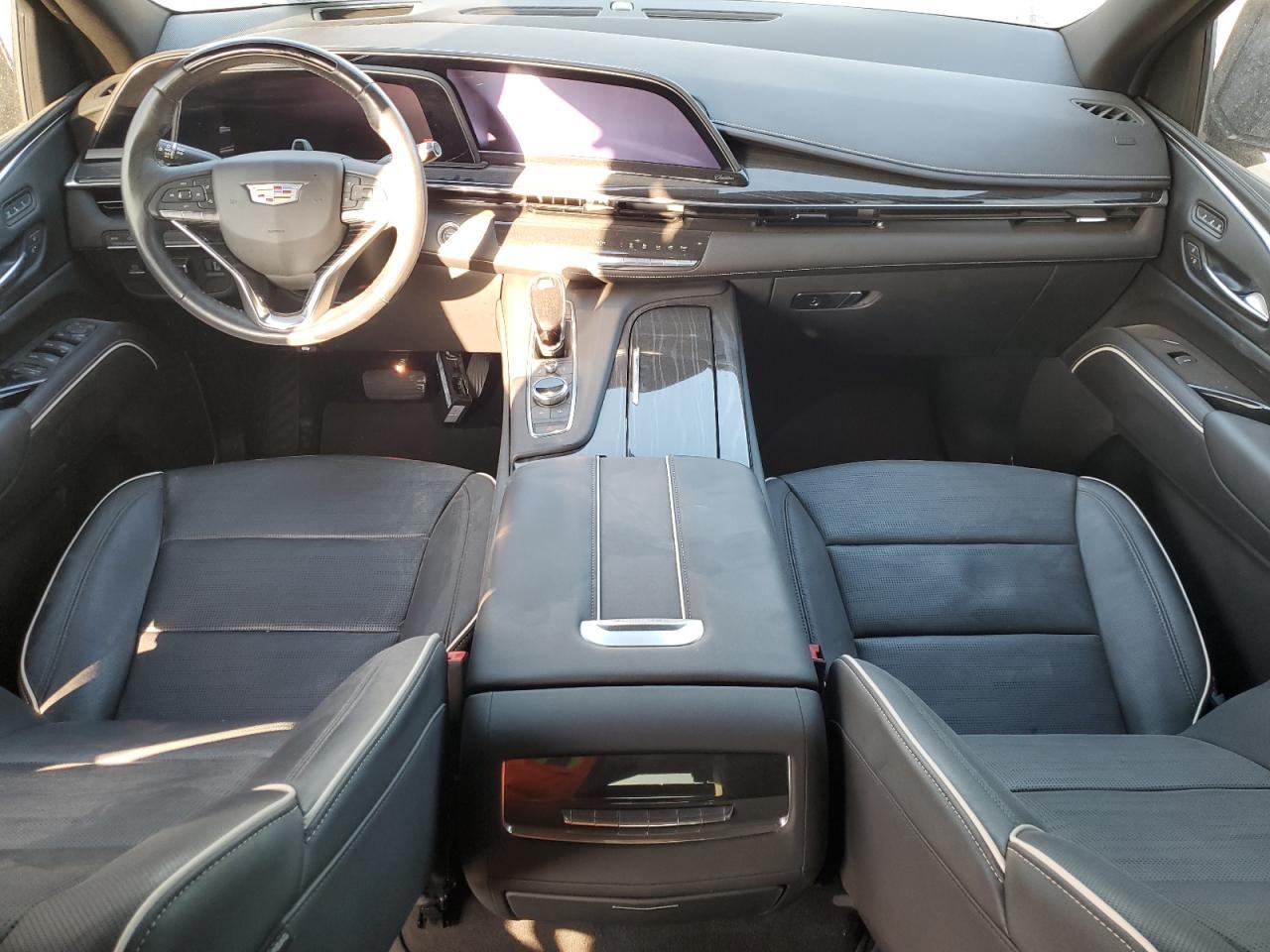 2022 CADILLAC ESCALADE