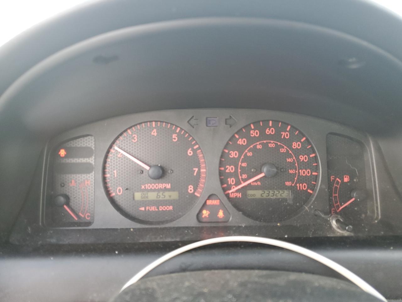 2002 TOYOTA COROLLA